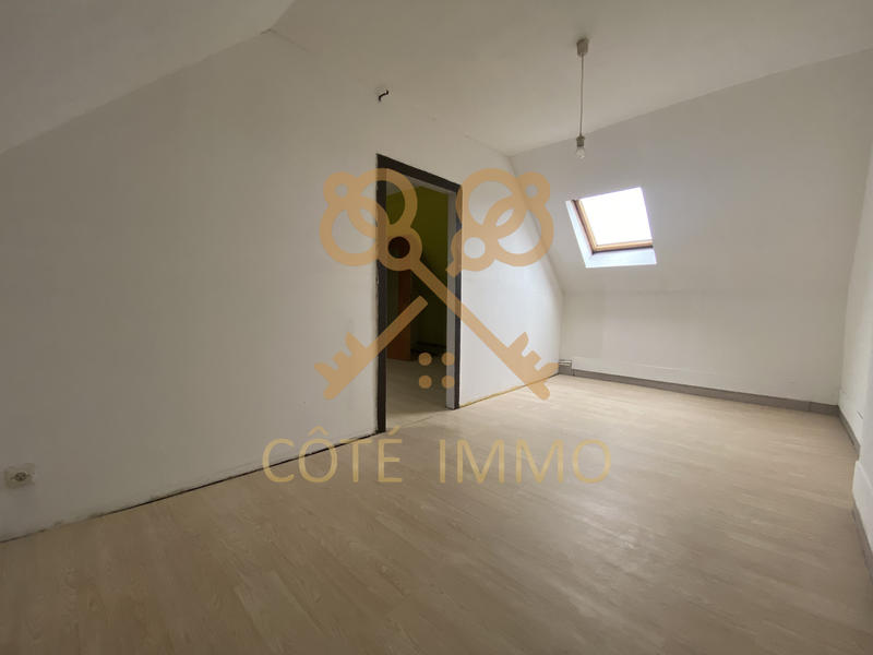 Maison - 95 m² - 5 pièces