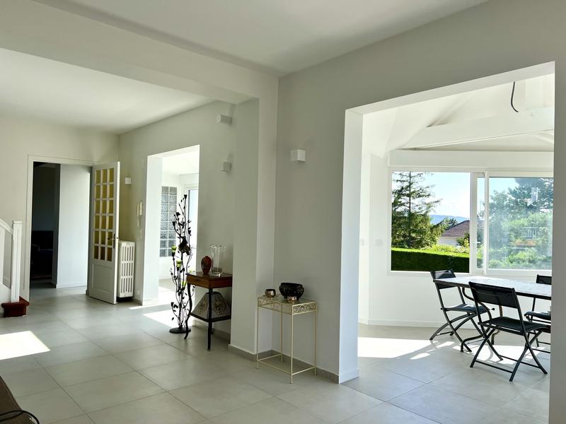 Villa - 320 m² - 10 pièces