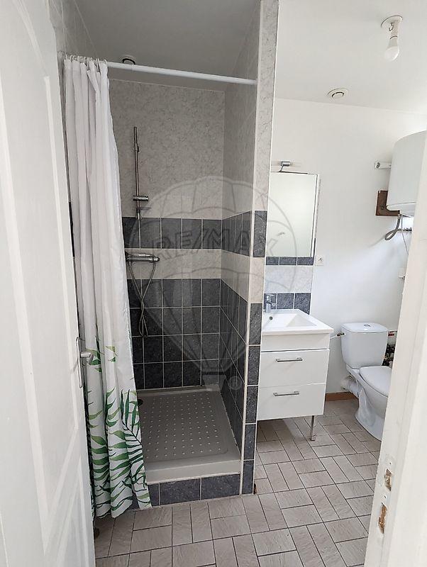 Immeuble - 80 m² - 5 pièces