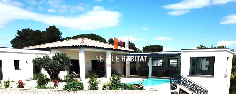 Villa - 167 m² - 10 pièces