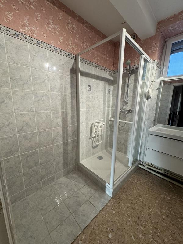 Maison - 166 m² - 8 pièces