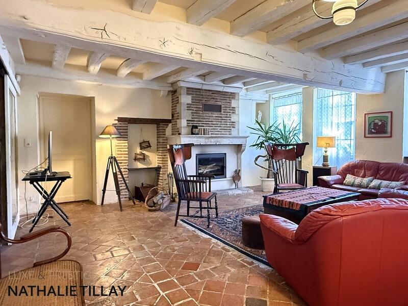 Maison - 227 m² - 6 pièces