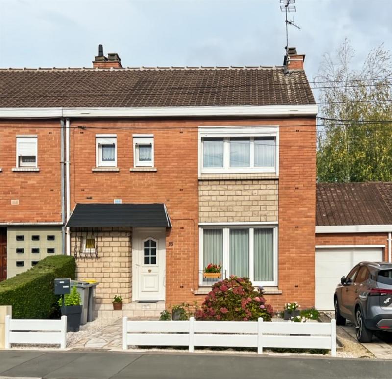 Maison - 82 m² - 4 pièces