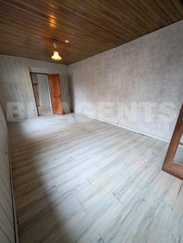 Maison - 160 m² - 8 pièces