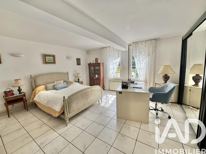 Maison - 167 m² - 5 pièces