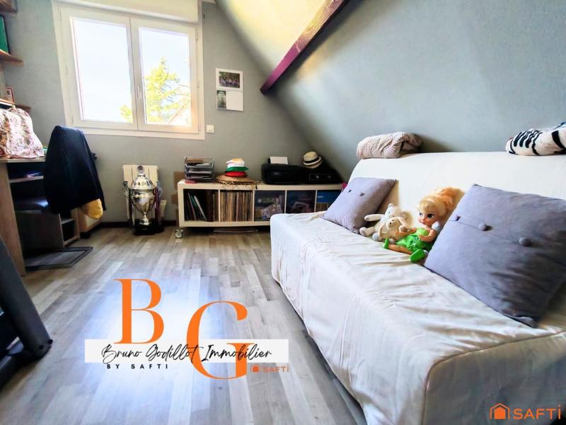 Maison - 101 m² - 5 pièces