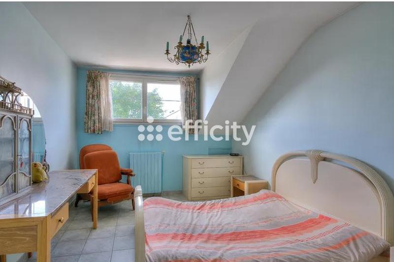 Pavillon - 238 m² - 9 pièces