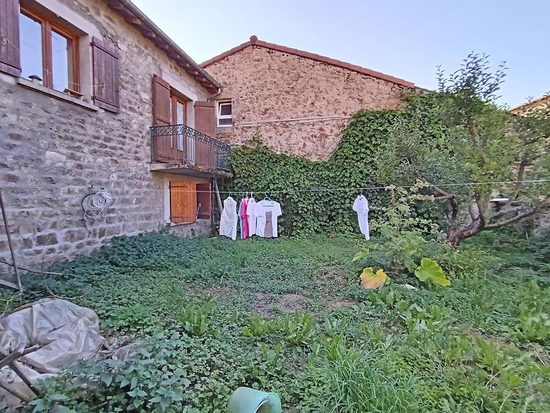 Maison - 300 m² - 14 pièces