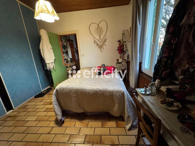 Maison - 201 m² - 11 pièces