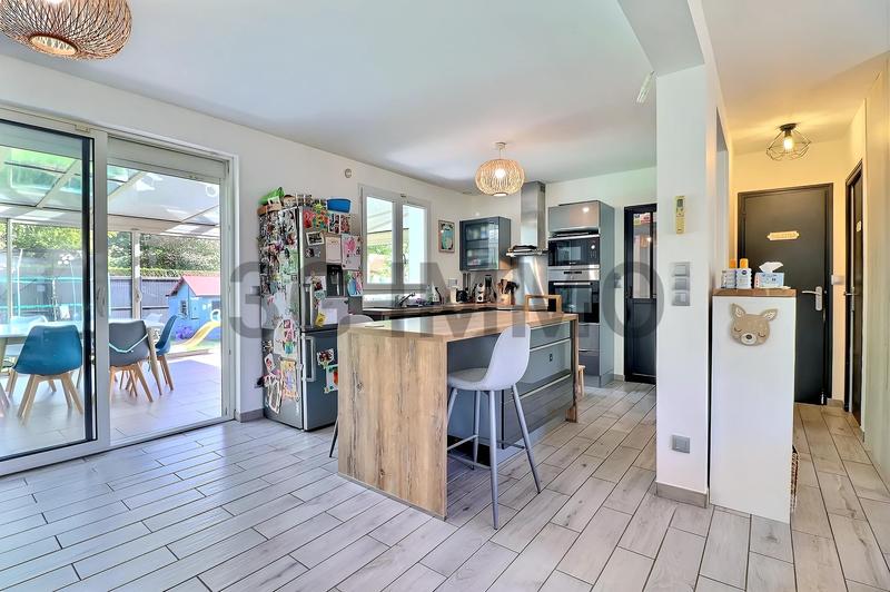 Maison - 154 m² - 7 pièces