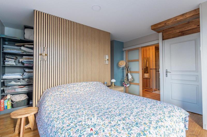 Maison d'architecte - 201 m² - 6 pièces