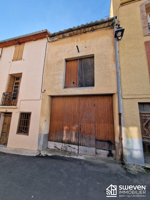 Parking / Garage - 108 m²