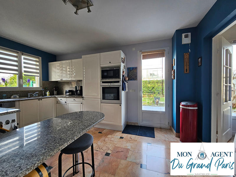 Maison - 175 m² - 8 pièces