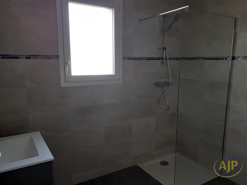 Maison - 112 m² - 4 pièces