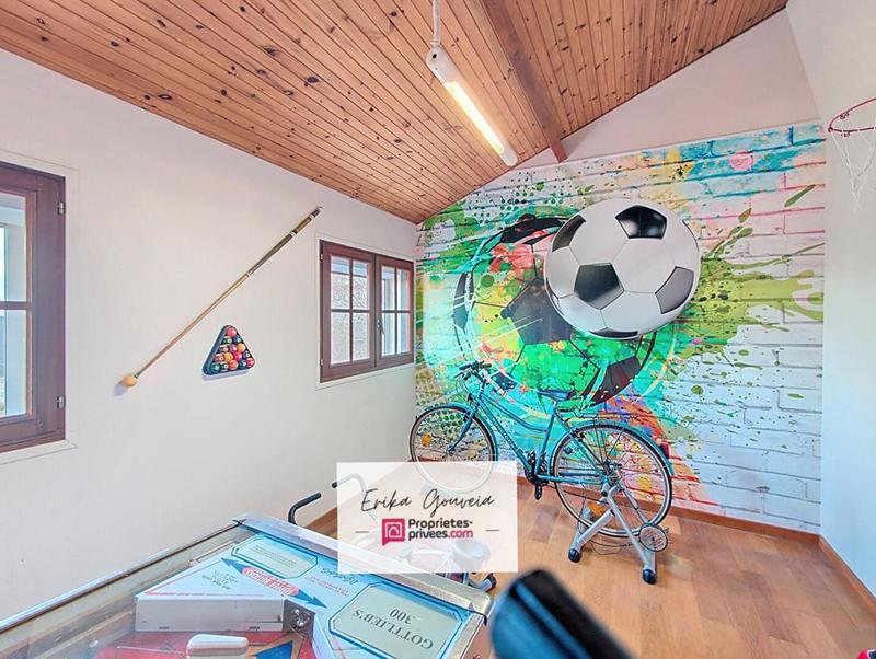 Maison - 123 m² - 7 pièces