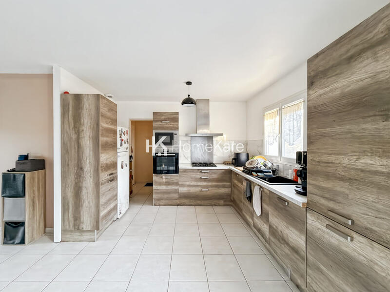 Maison - 100 m² - 4 pièces