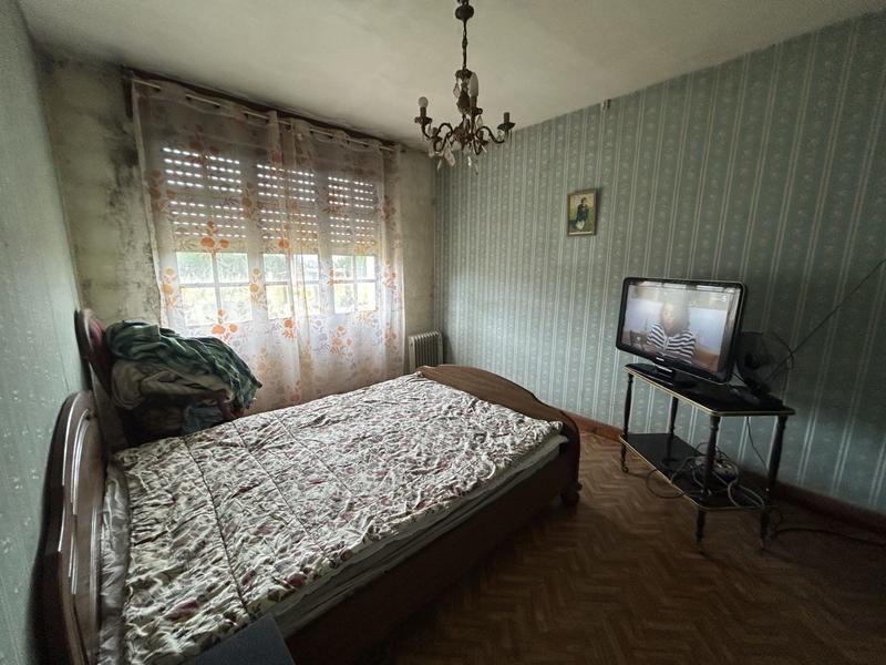 Maison traditionnelle - 90 m² - 5 pièces