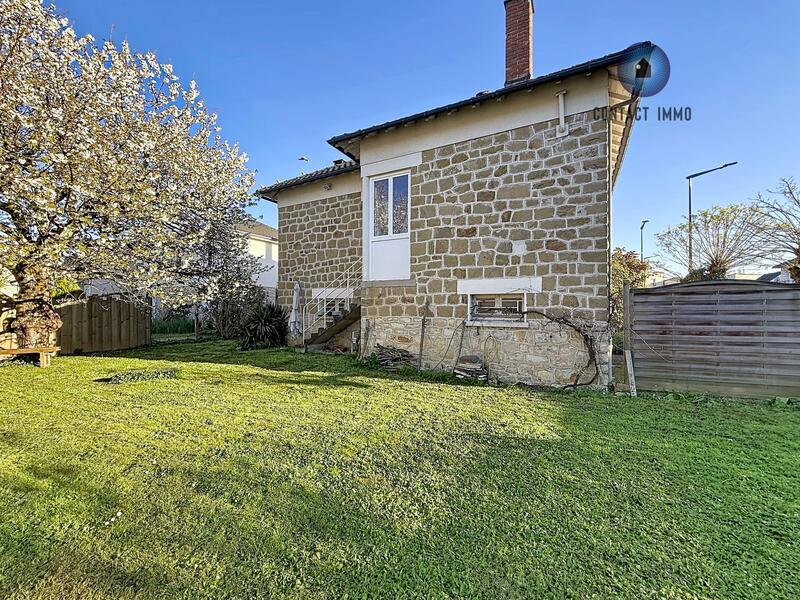 Maison traditionnelle - 80 m² - 5 pièces