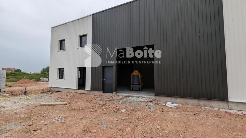 Local artisanal - 197 m² - 2 pièces