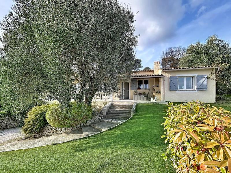 Maison - 122 m² - 4 pièces