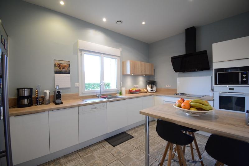 Maison - 229 m² - 8 pièces