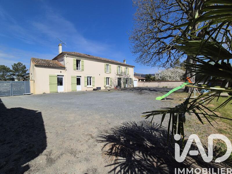 Maison - 155 m² - 6 pièces