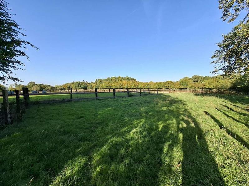 Maison - 195 m² - 11 pièces