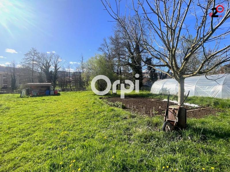 Terrain constructible - 574 m²