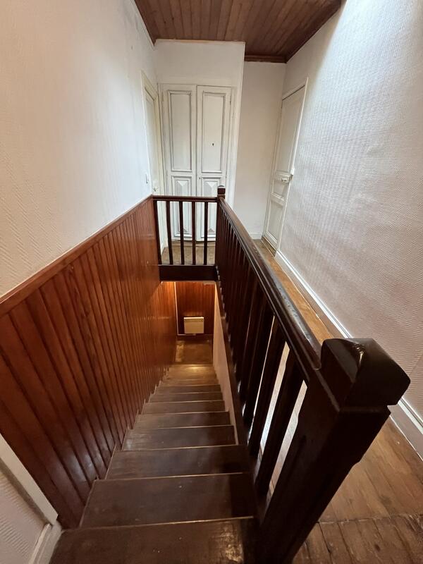 Maison - 140 m² - 7 pièces