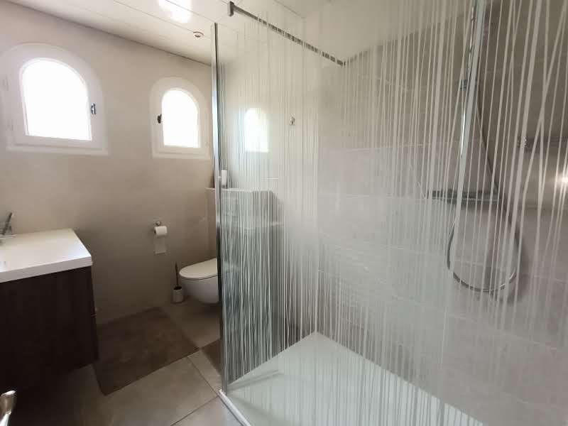 Villa - 248 m² - 8 pièces