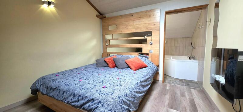 Maison - 343 m² - 15 pièces