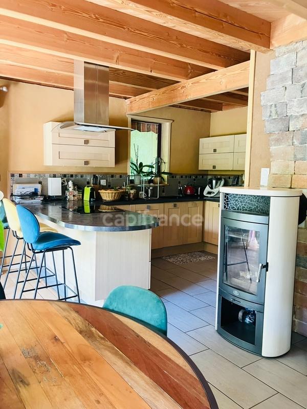 Maison de bois - 140 m² - 9 pièces