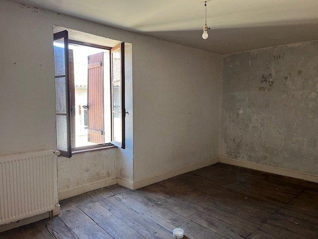 Maison - 101 m² - 6 pièces