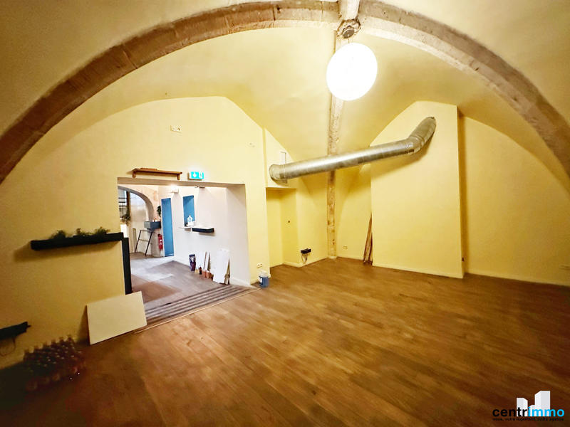 Local commercial - 140 m²