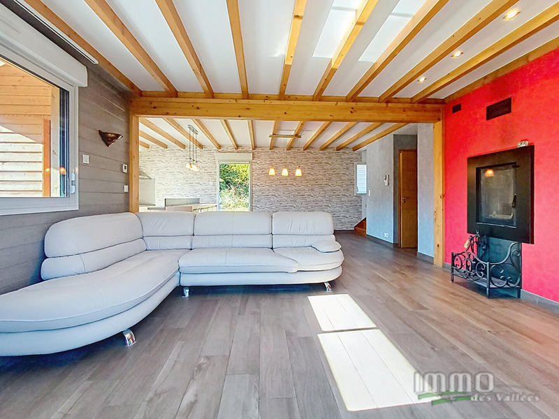 Maison - 106 m² - 6 pièces