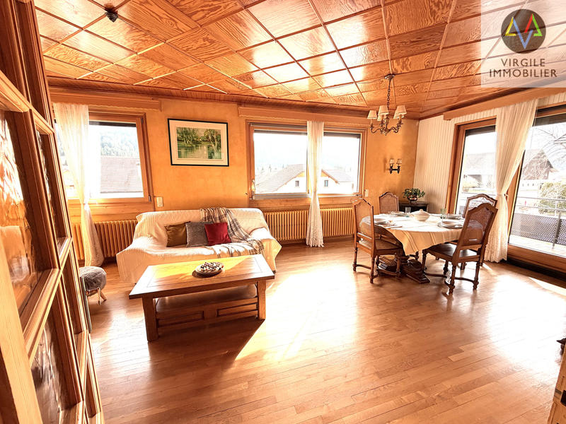 Maison - 161 m² - 8 pièces