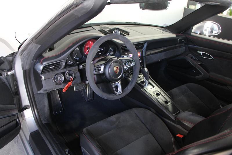 Porsche 911 Targa 991 (2) 4 3.0 450 Gts Pdk