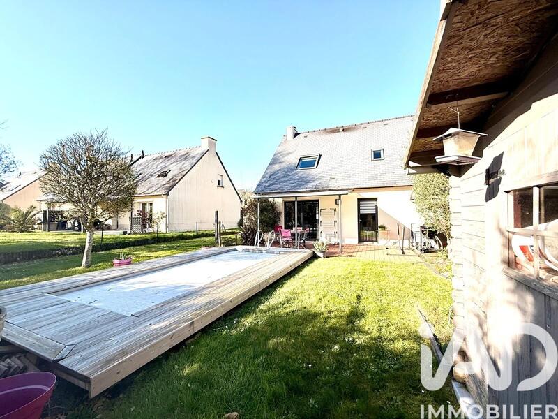 Maison - 90 m² - 5 pièces