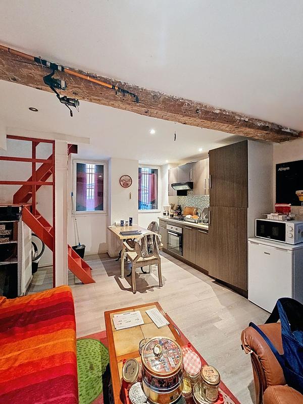 Immeuble - 67 m² - 4 pièces