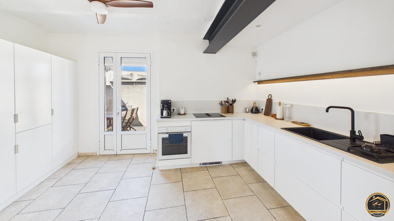 Maison - 138 m² - 5 pièces