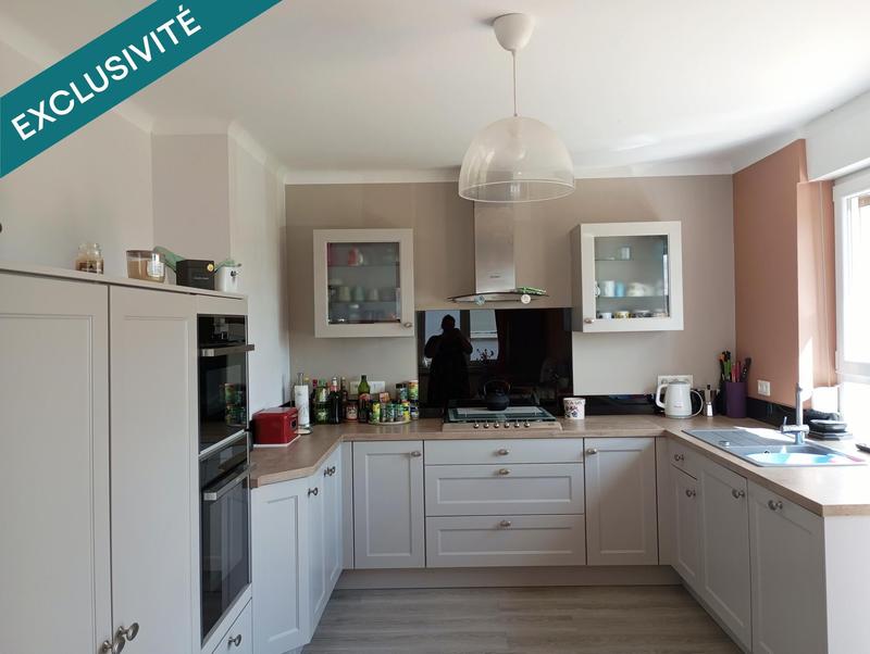 Maison - 138 m² - 8 pièces