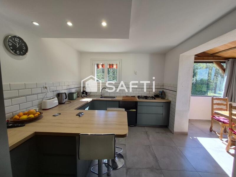 Maison - 155 m² - 5 pièces