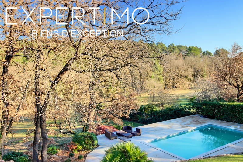 Villa - 200 m² - 6 pièces