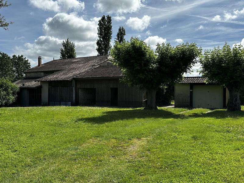 Maison traditionnelle - 186 m² - 6 pièces