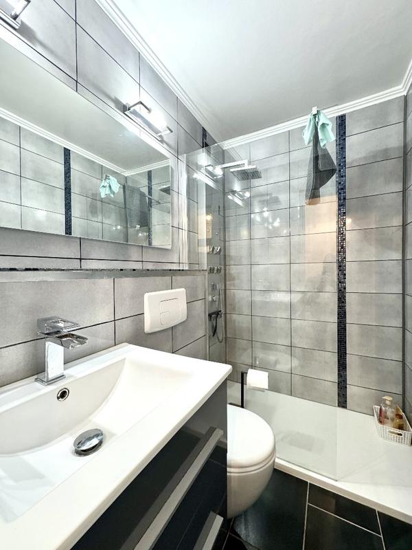 Appartement - 86 m² - 4 pièces