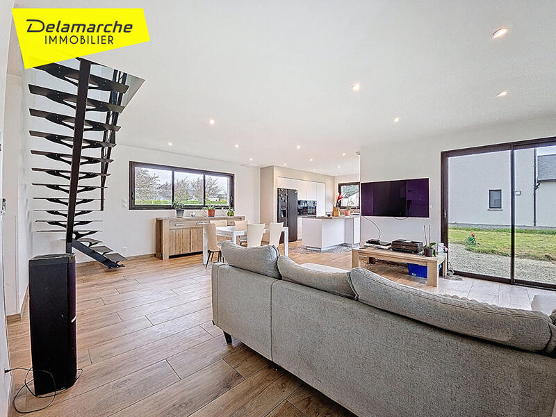 Maison - 160 m² - 6 pièces