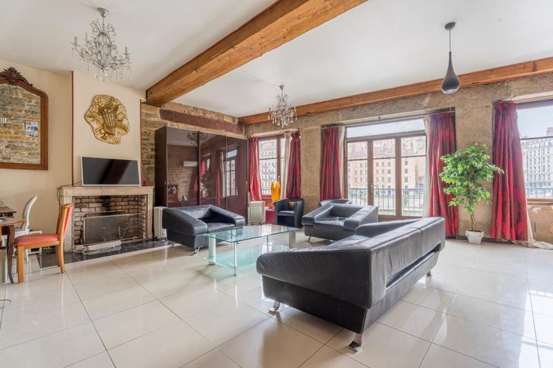 Appartement - 110 m² - 3 pièces