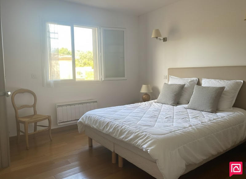 Maison - 98 m² - 4 pièces