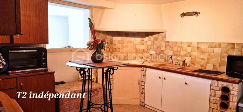 Maison - 200 m² - 6 pièces