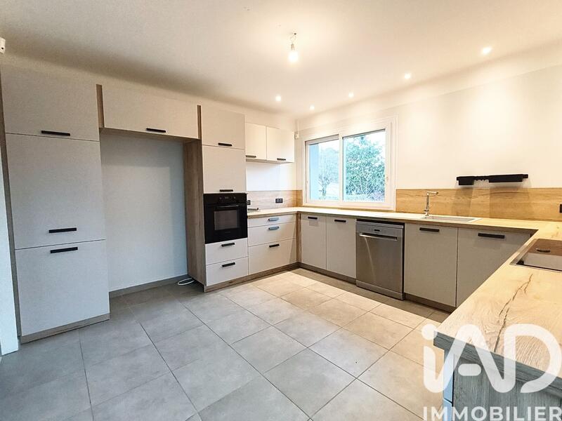 Appartement - 125 m² - 4 pièces